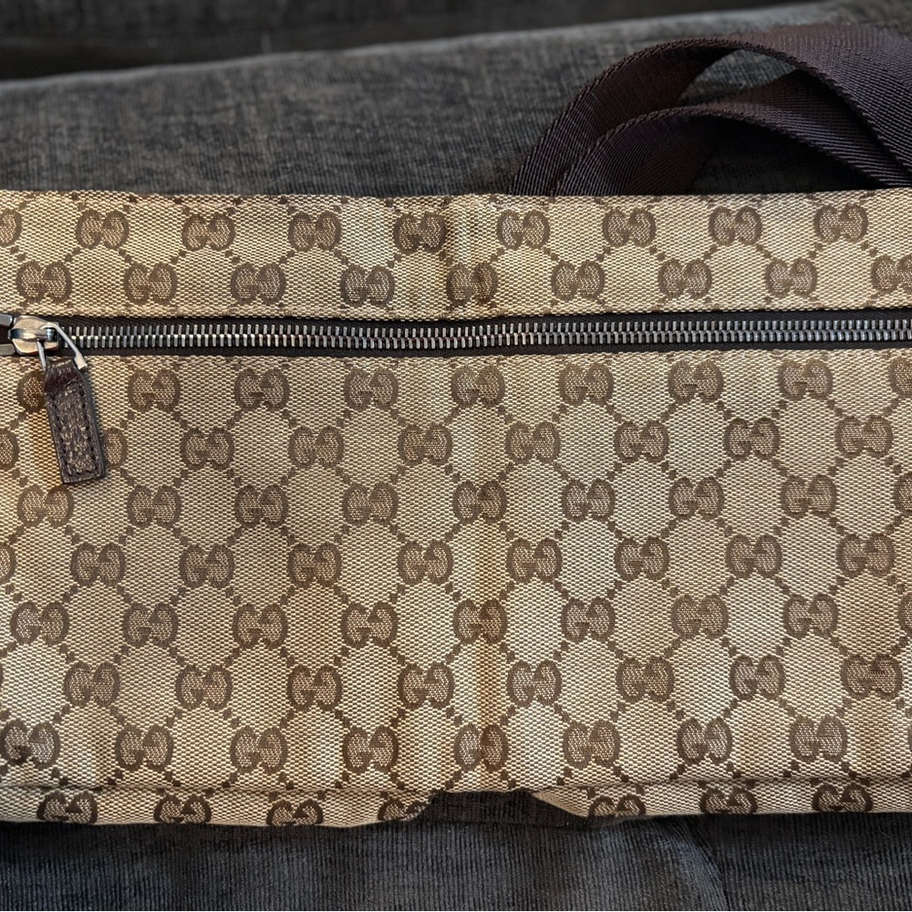 Gucci Brown Belt Bag with Iconic Design - Picture 9 of 10